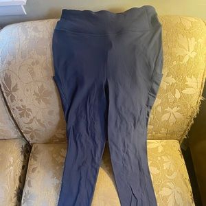 Fleece lined lululemon navy leggings pants size 6